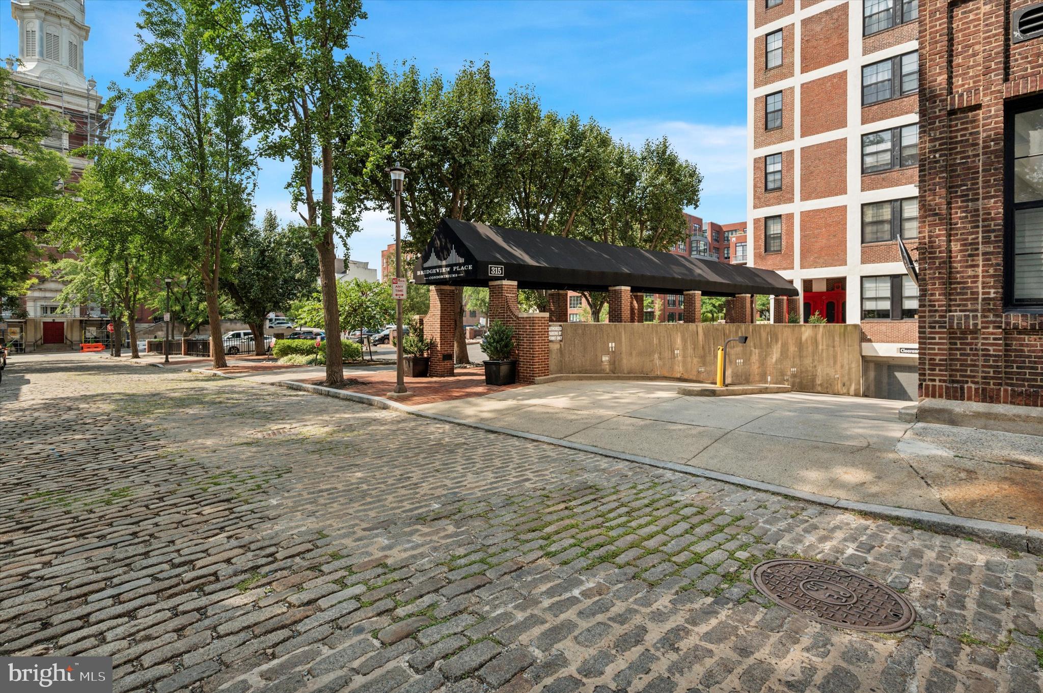 315 New Street, Unit 104 Philadelphia, PA 19106 - Photo 20 of 21