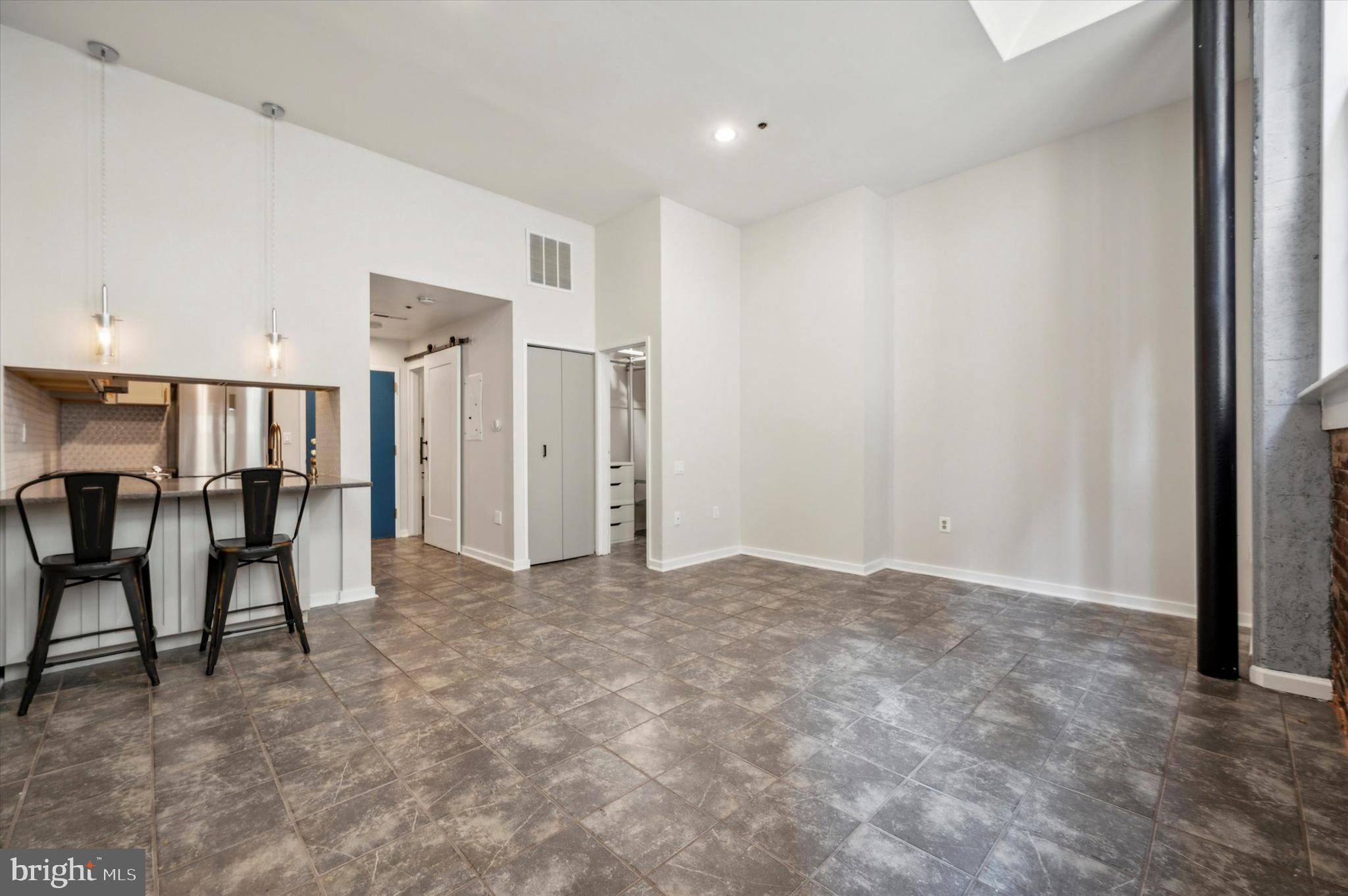 315 New Street, Unit 104 Philadelphia, PA 19106 - Photo 8 of 21