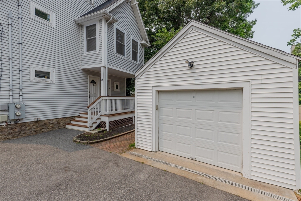 28 Beecher Place, Unit B Newton, MA 02459 - Photo 35 of 36