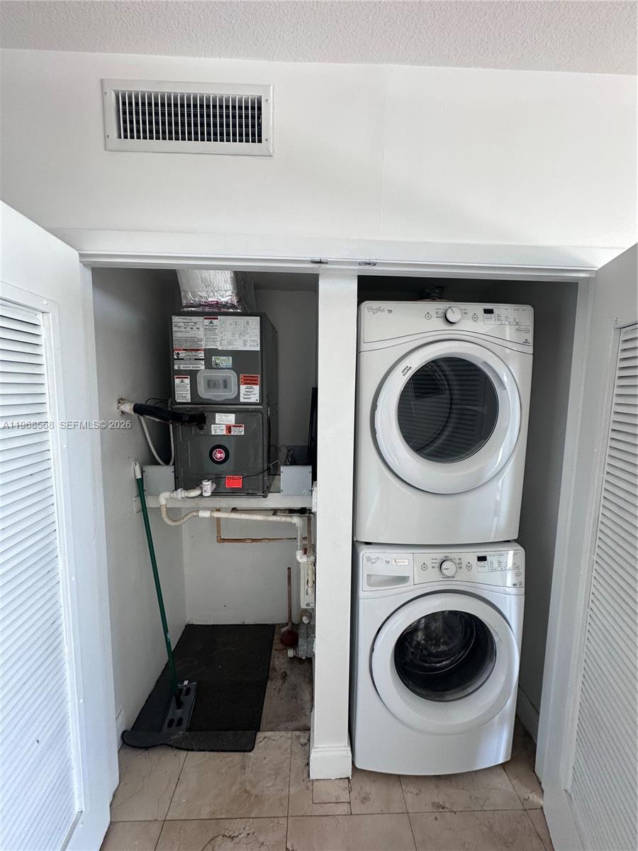 1401 Southwest 22nd Street, Unit 903 Miami, FL 33145 - Photo 15 of 18