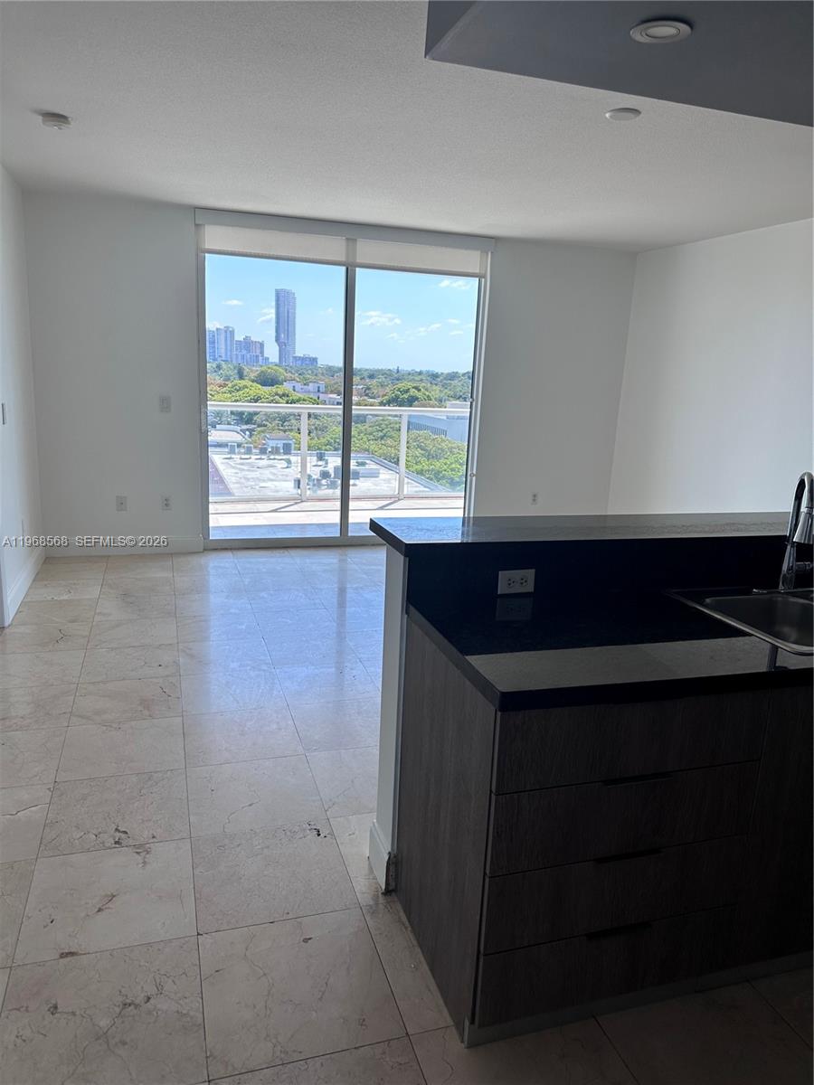 1401 Southwest 22nd Street, Unit 903 Miami, FL 33145 - Photo 3 of 18