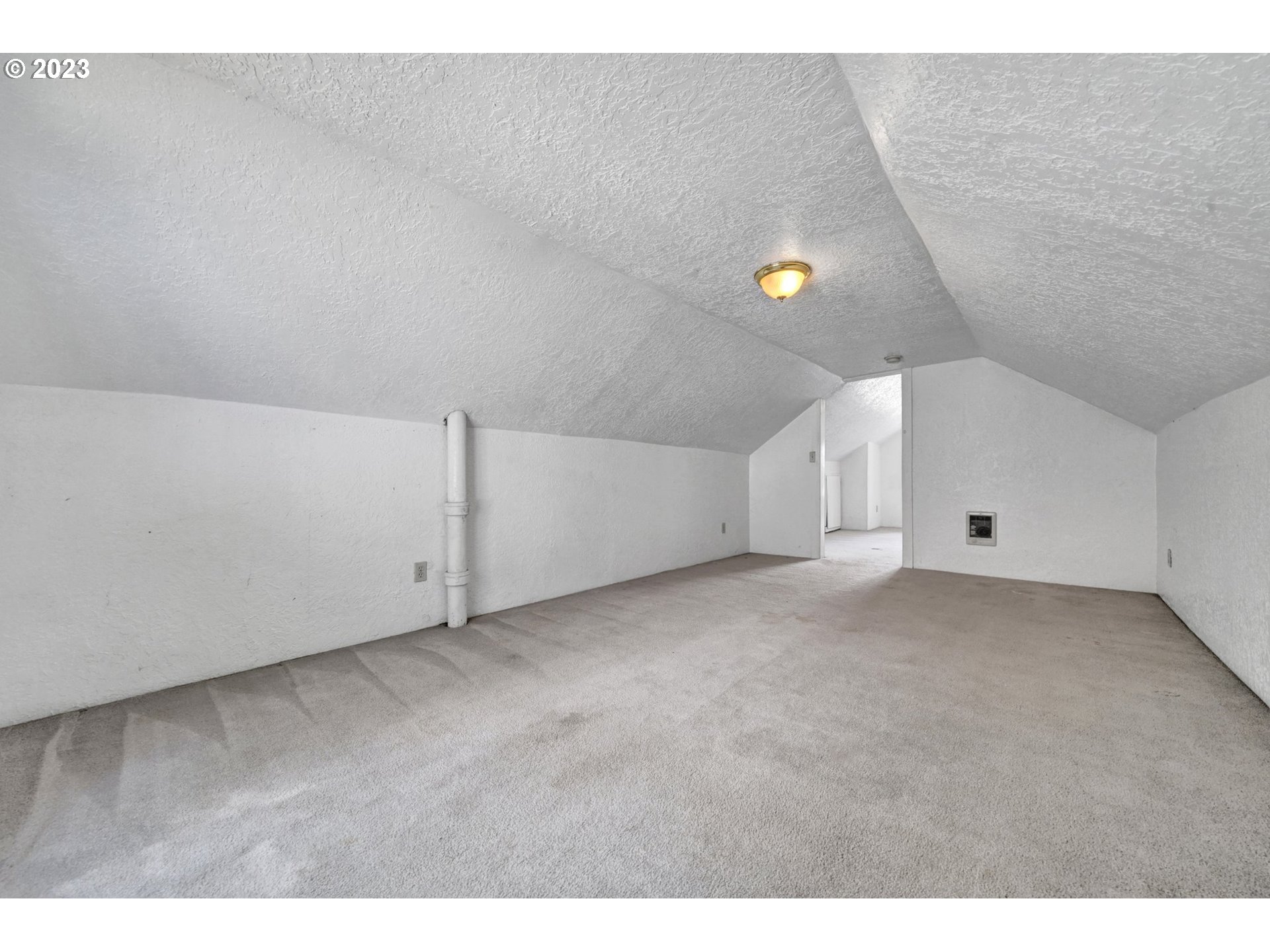 661 18th Avenue Longview, WA 98632 - Photo 27 of 39 a view of an empty room
