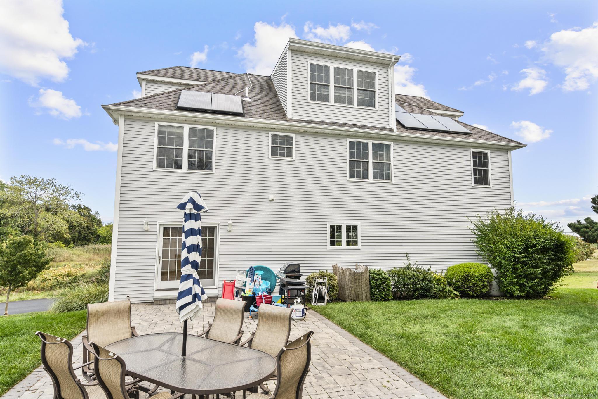 44 Meadow View Road New Haven, CT 06512 - Photo 38 of 40