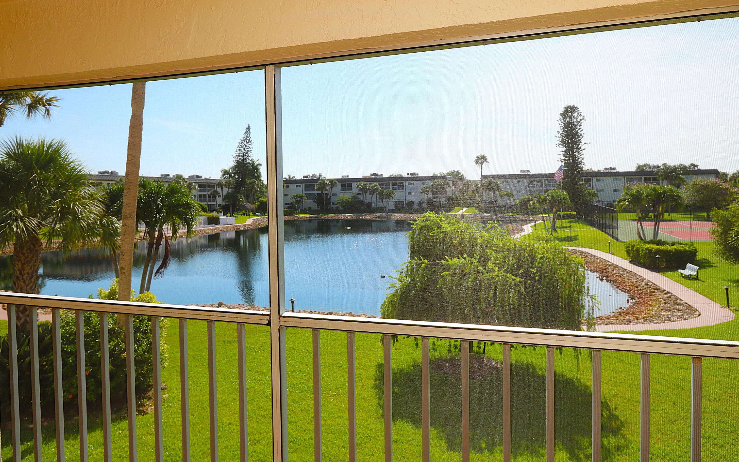 1004 Manatee Road, Unit 202 Naples, FL 34114 - Photo 10 of 31 baa