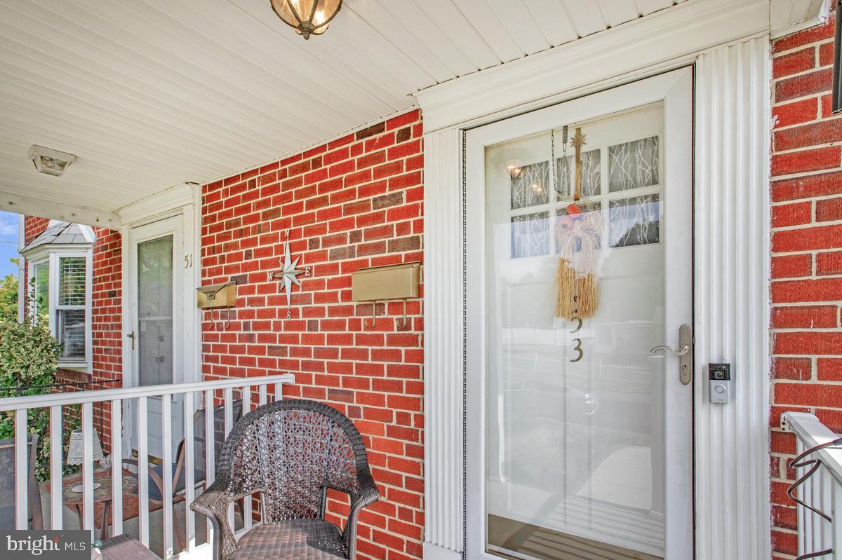 53 Garden Ridge Road Catonsville, MD 21228 - Photo 4 of 32 Welcome Home!