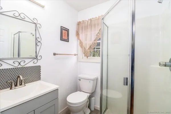 $599,900 | 17 Olde Village Circle, Unit 17, Wallingford, CT 06492