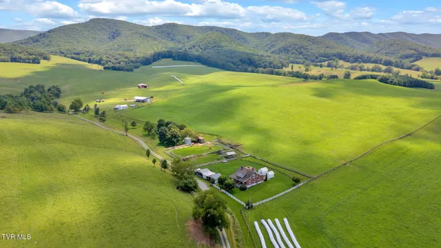 $309,000 | 788 Teas Road, Sugar Grove, VA 24375