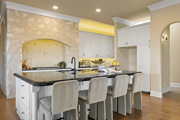 $1,599,999 | 13442 Saddle Back Pass, Austin, TX 78738