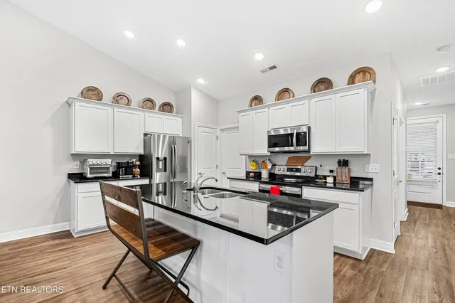 $305,000 | 411 Toronto Lane, Knoxville, TN 37918