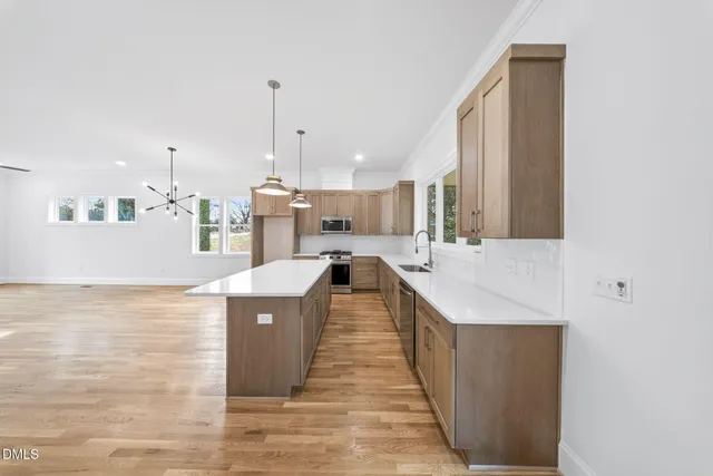 $615,000 | 2526 Prince Drive, Raleigh, NC 27606