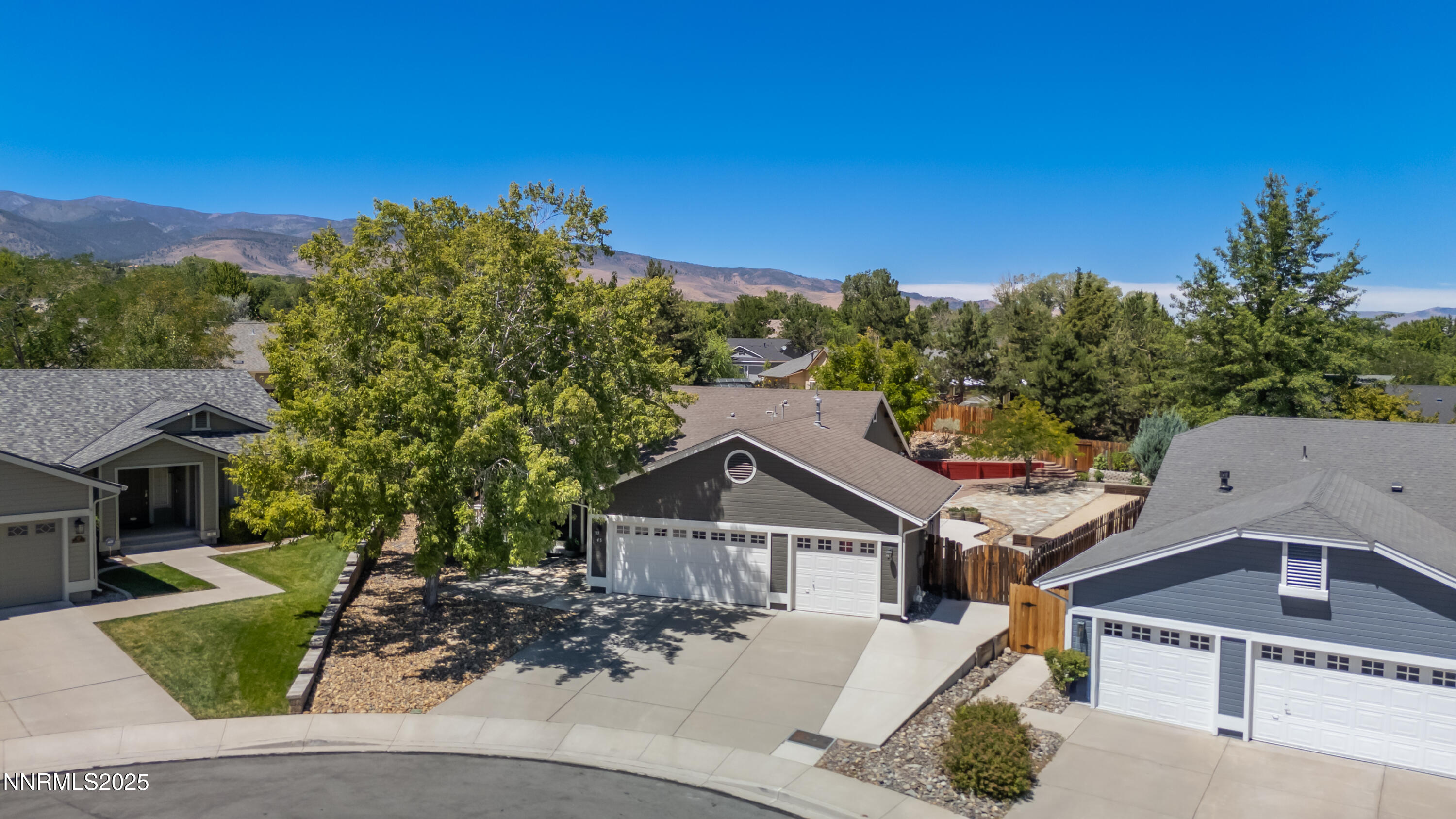 45 Green Spring Court Reno, NV 89511 - Photo 3 of 43 g-1006
