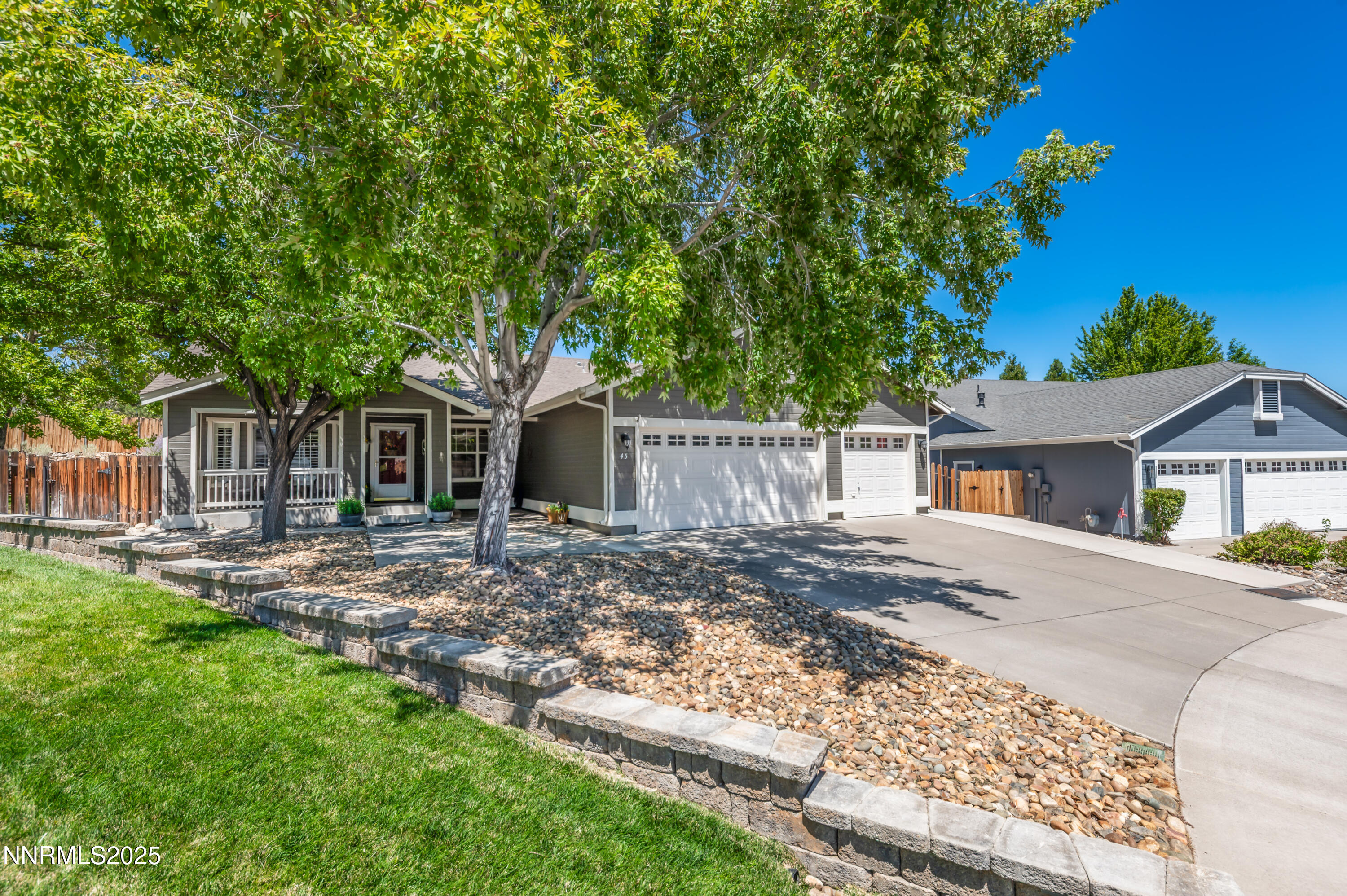 45 Green Spring Court Reno, NV 89511 - Photo 4 of 43 g-1016