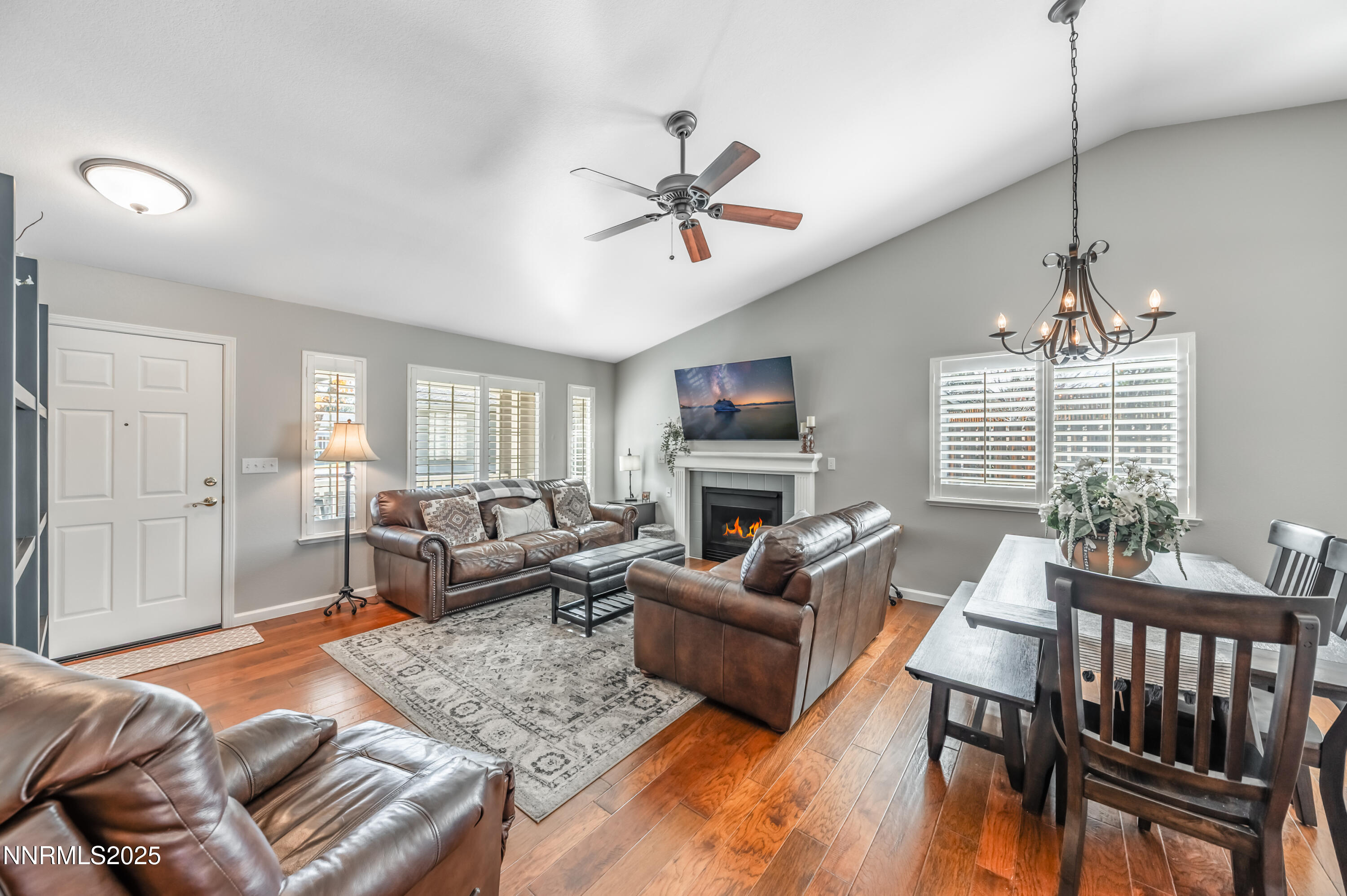 45 Green Spring Court Reno, NV 89511 - Photo 10 of 43 g-1026