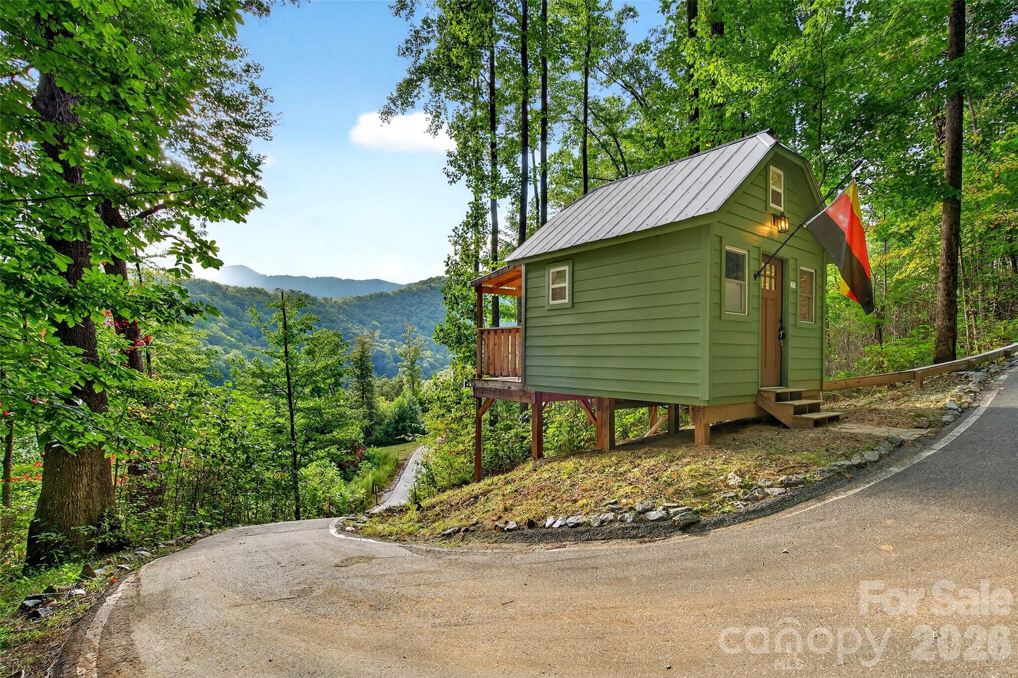 8032 Buck Creek Road Marion, NC 28752 - Photo 30 of 37