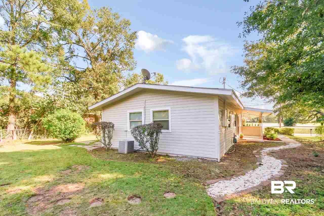 4204 Cottage Hill Road Mobile, AL 36609 - Photo 6 of 34