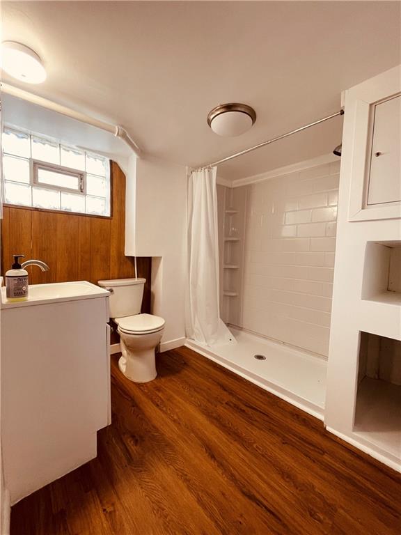 709 Charles Street Carnegie, PA 15106 - Photo 25 of 27 Updated full bathroom on the lower level