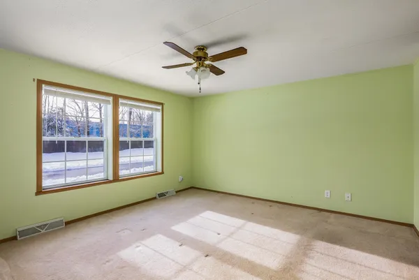 $315,000 | 45 Oak Drive, North Hampton, NH 03862
