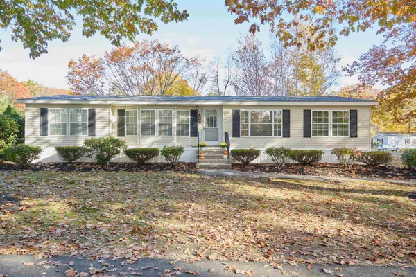 $315,000 | 45 Oak Drive, North Hampton, NH 03862