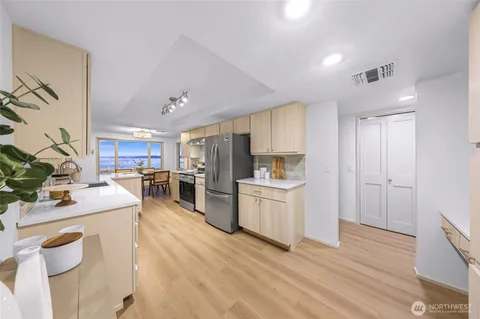$1,249,000 | 9727 Northeast Juanita Drive, Unit 308, Kirkland, WA 98034