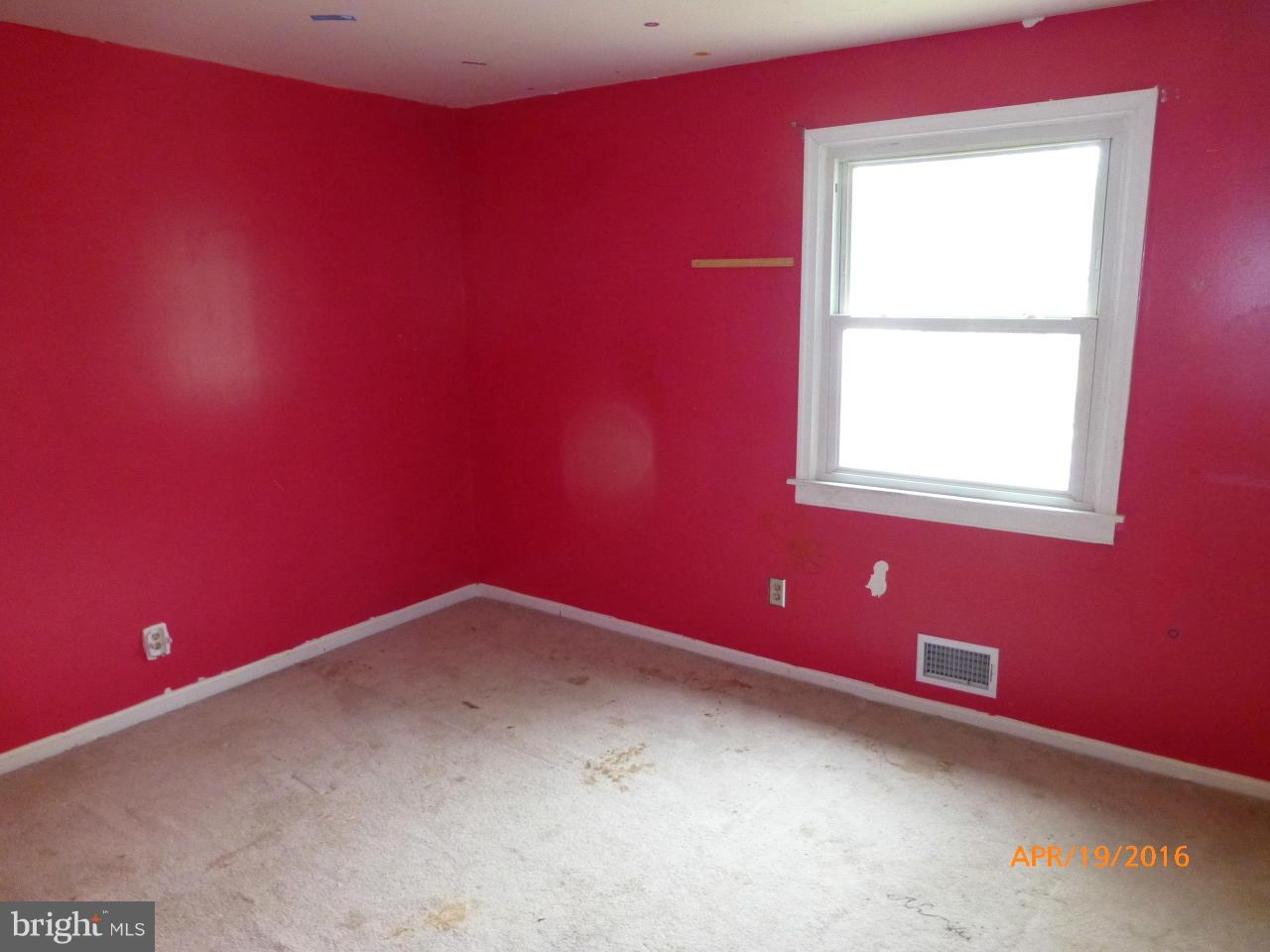 7726 Notley Road Pasadena, MD 21122 - Photo 14 of 18 Bedroom