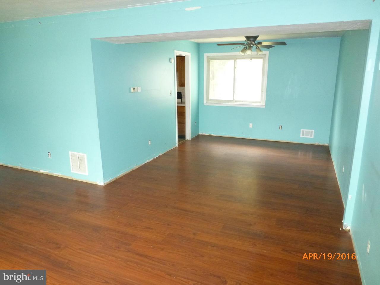 7726 Notley Road Pasadena, MD 21122 - Photo 9 of 18 Dining Room