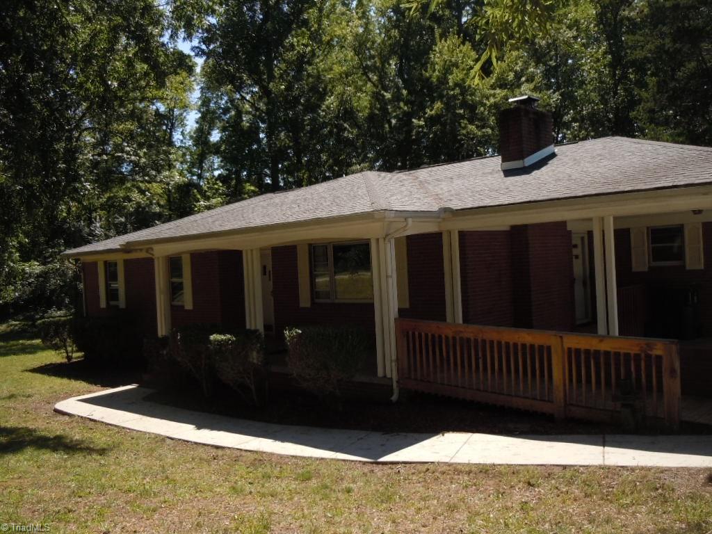 158 Old Fisher Ferry Road Thomasville, NC 27360 - Photo 1 of 13