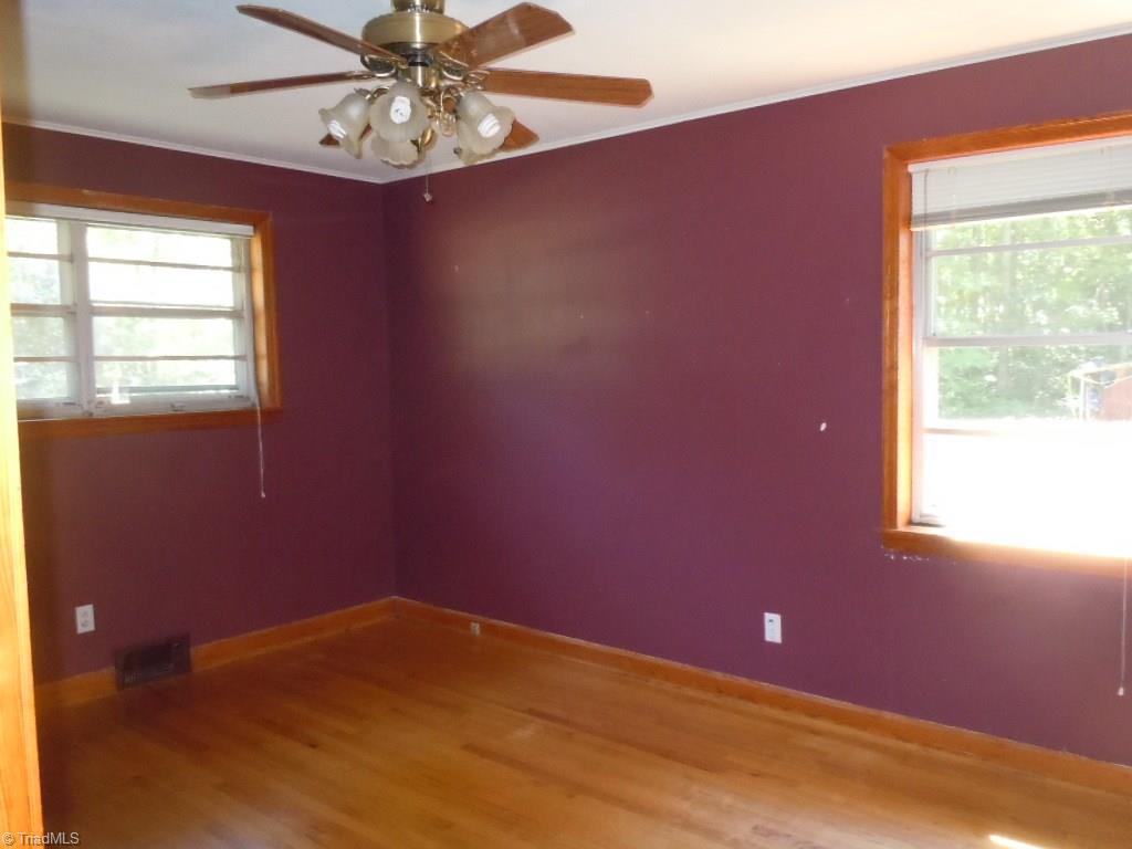 158 Old Fisher Ferry Road Thomasville, NC 27360 - Photo 7 of 13