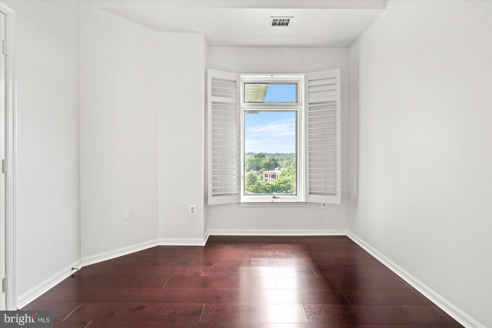 505 East Braddock Road, Unit 701 Alexandria, VA 22314 - Photo 16 of 22 Gallery Image 16