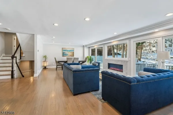 $2,899,000 | 5 Farley Road, Short Hills, NJ 07078