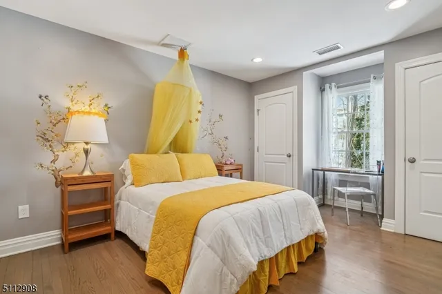 $2,899,000 | 5 Farley Road, Short Hills, NJ 07078