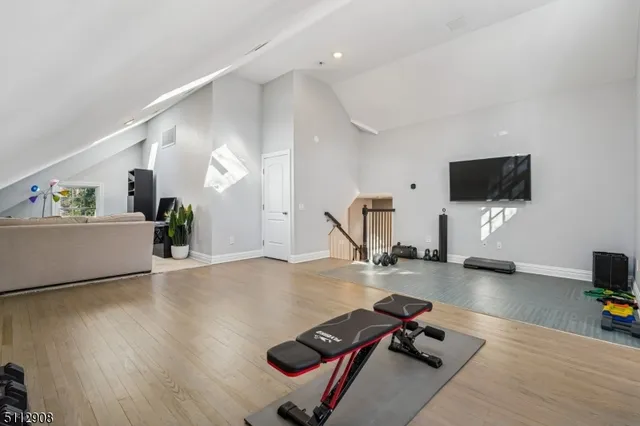 $2,899,000 | 5 Farley Road, Short Hills, NJ 07078