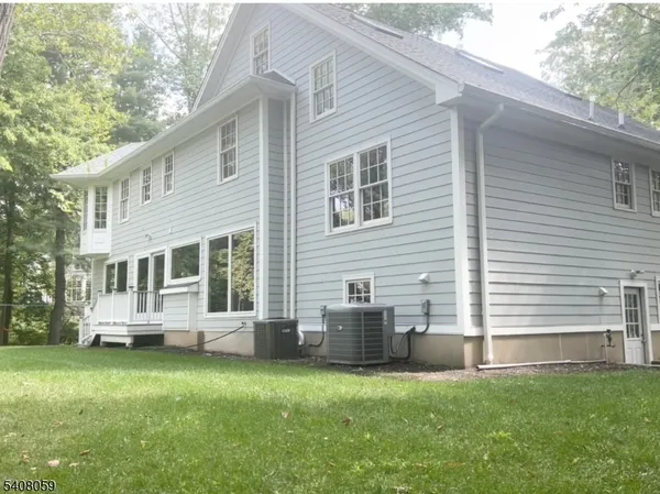 $2,899,000 | 5 Farley Road, Short Hills, NJ 07078