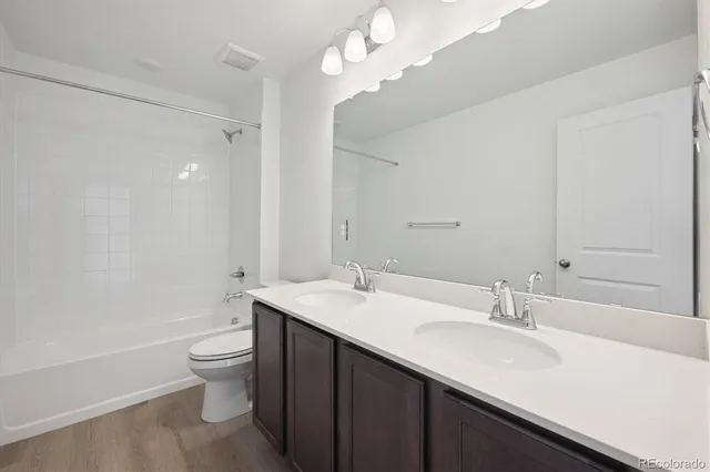 $600,950 | 4361 Elkwood Court, Johnstown, CO 80534