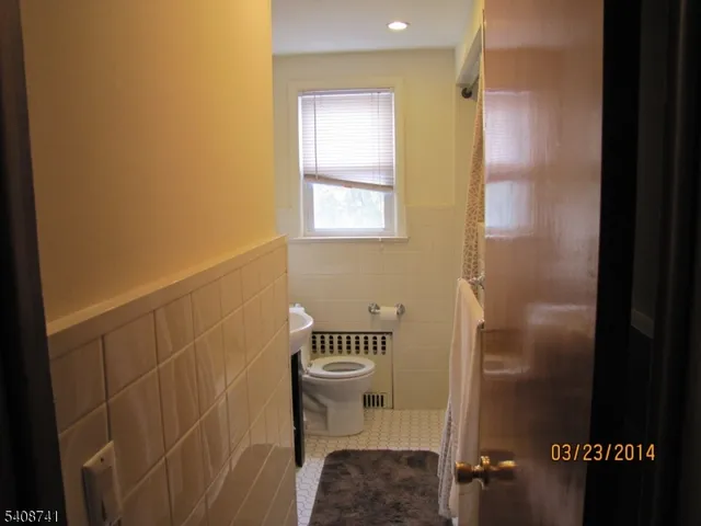 $2,800 | 298 Luddington Avenue, Unit 2, Clifton, NJ 07011