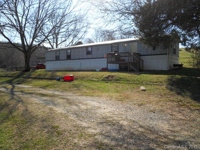 1368 Rock House Road Marion, NC 28752 - Photo 6 of 18 Gallery Image 6