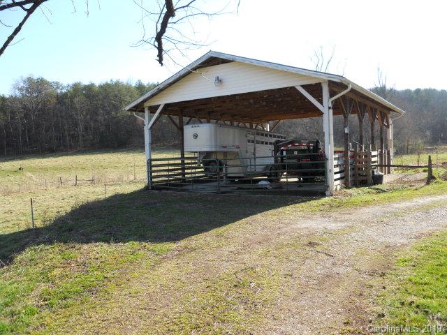 1368 Rock House Road Marion, NC 28752 - Photo 8 of 18 Gallery Image 8
