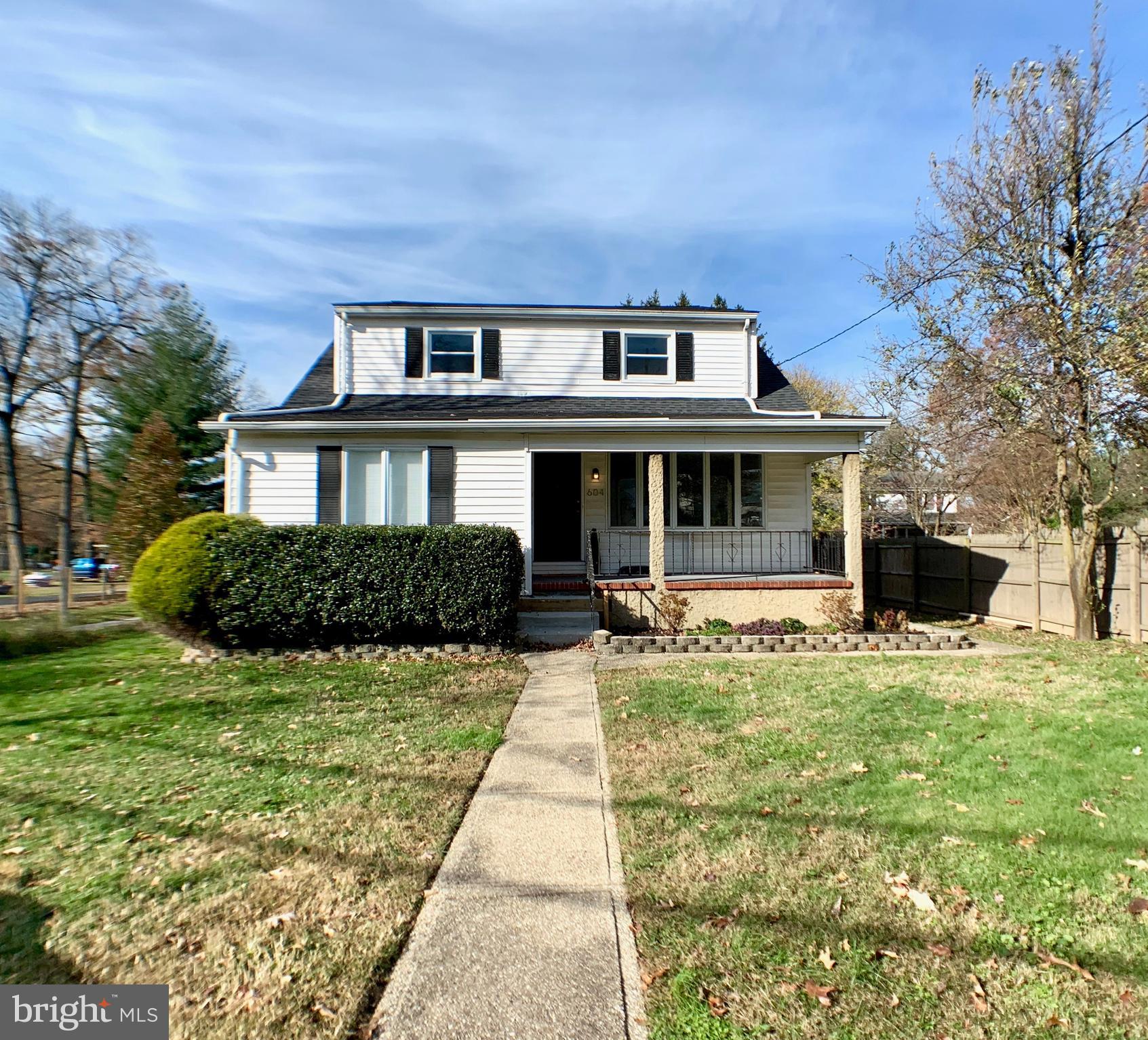 604 Riverside Road Baltimore, MD 21221 - Photo 1 of 38