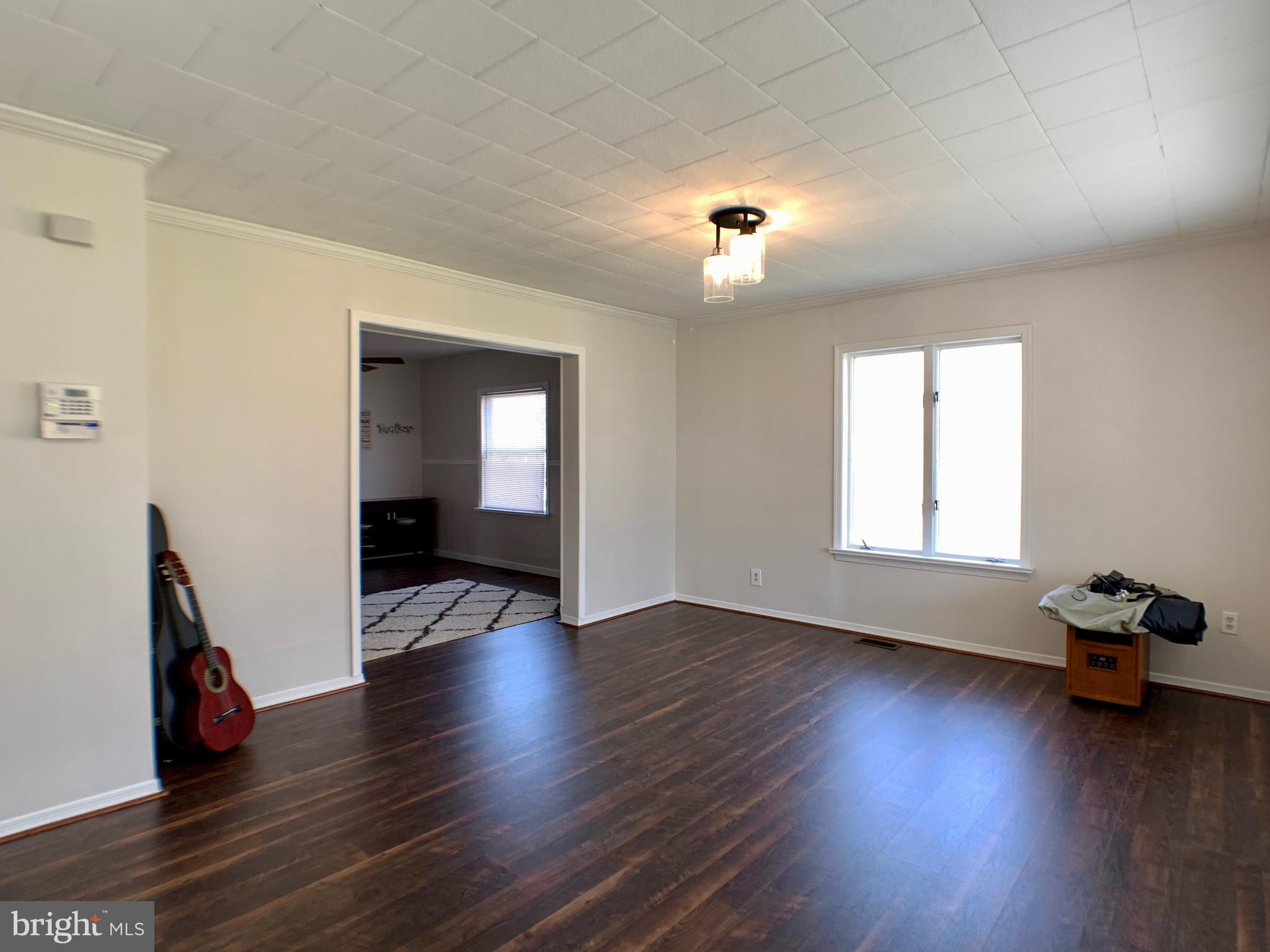 604 Riverside Road Baltimore, MD 21221 - Photo 11 of 38