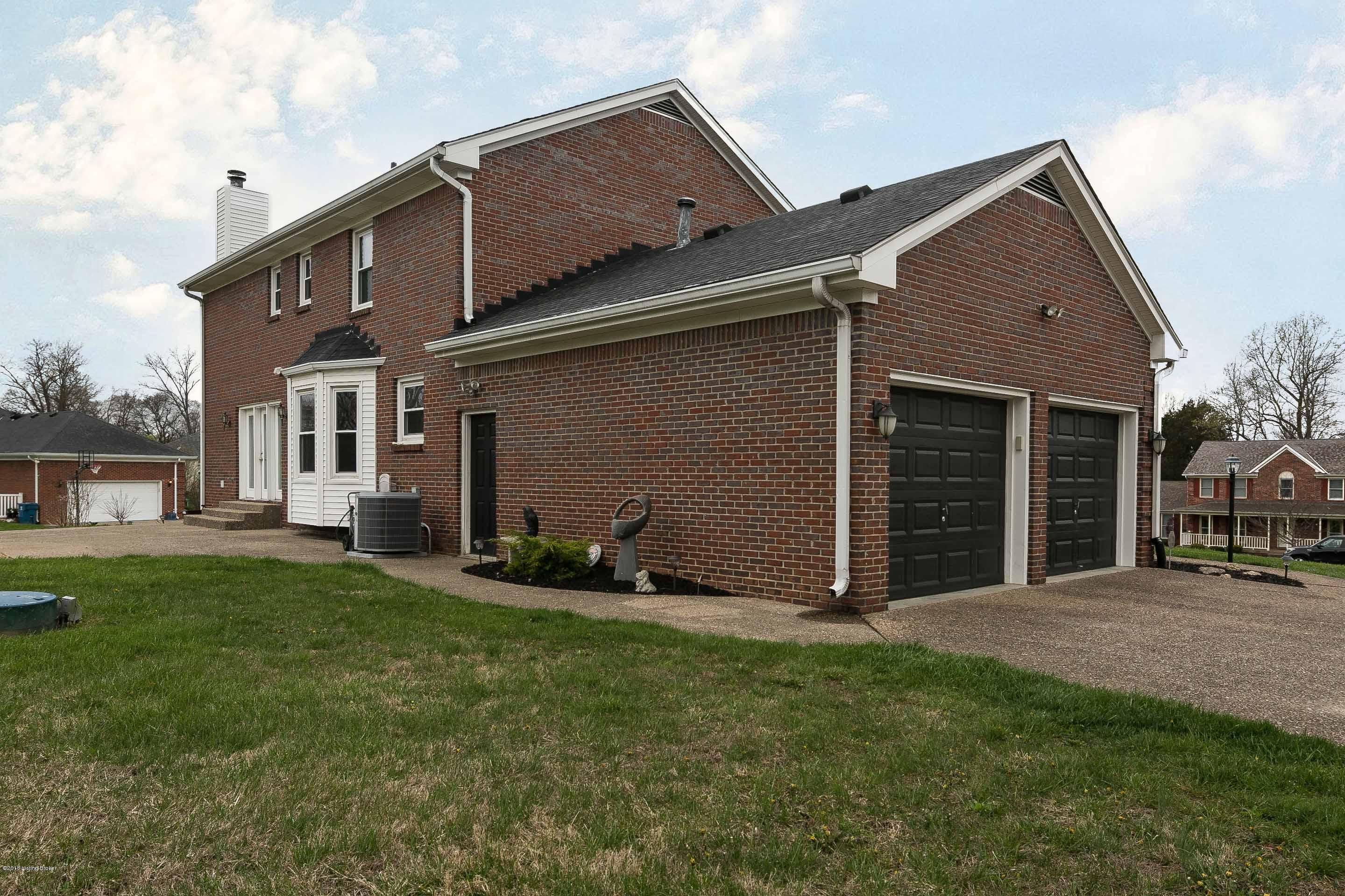 5000 Fox Run Road Buckner, KY 40010 - Photo 8 of 58 8