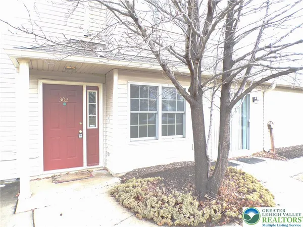 $1,925 | 302 Windsor Place, Unit 302, Macungie, PA 18062