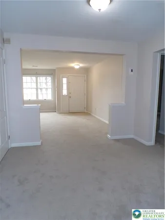 $1,925 | 302 Windsor Place, Unit 302, Macungie, PA 18062