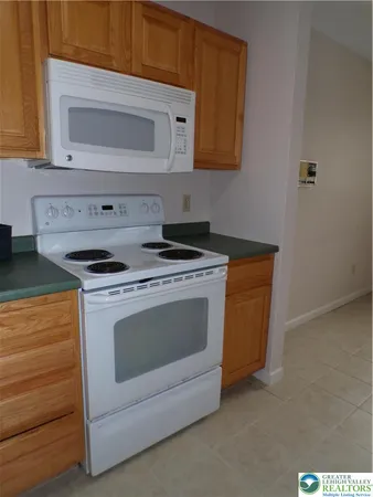$1,925 | 302 Windsor Place, Unit 302, Macungie, PA 18062