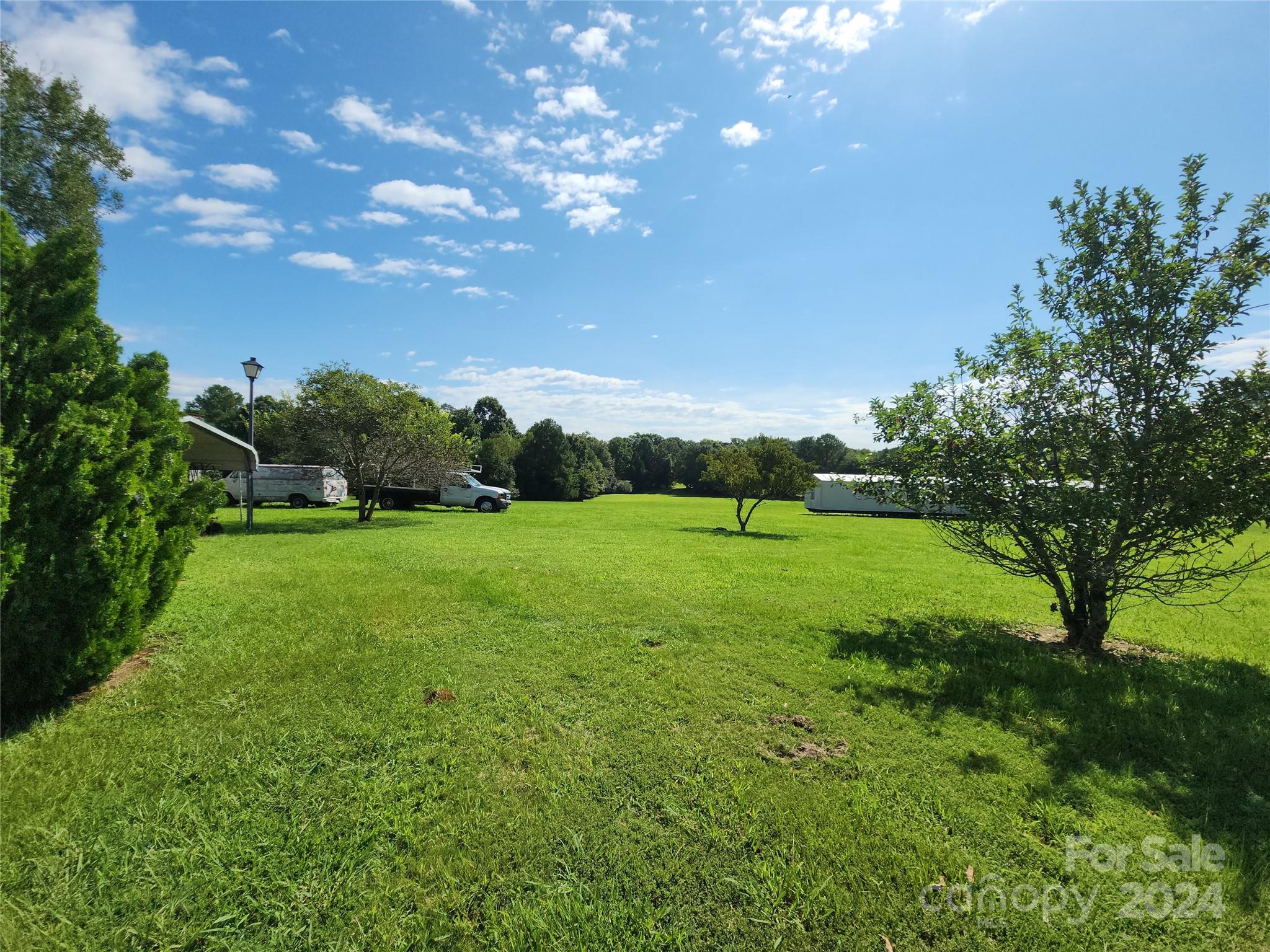 902 Carolina Ridge Road Gaffney, SC 29341 - Photo 3 of 23
