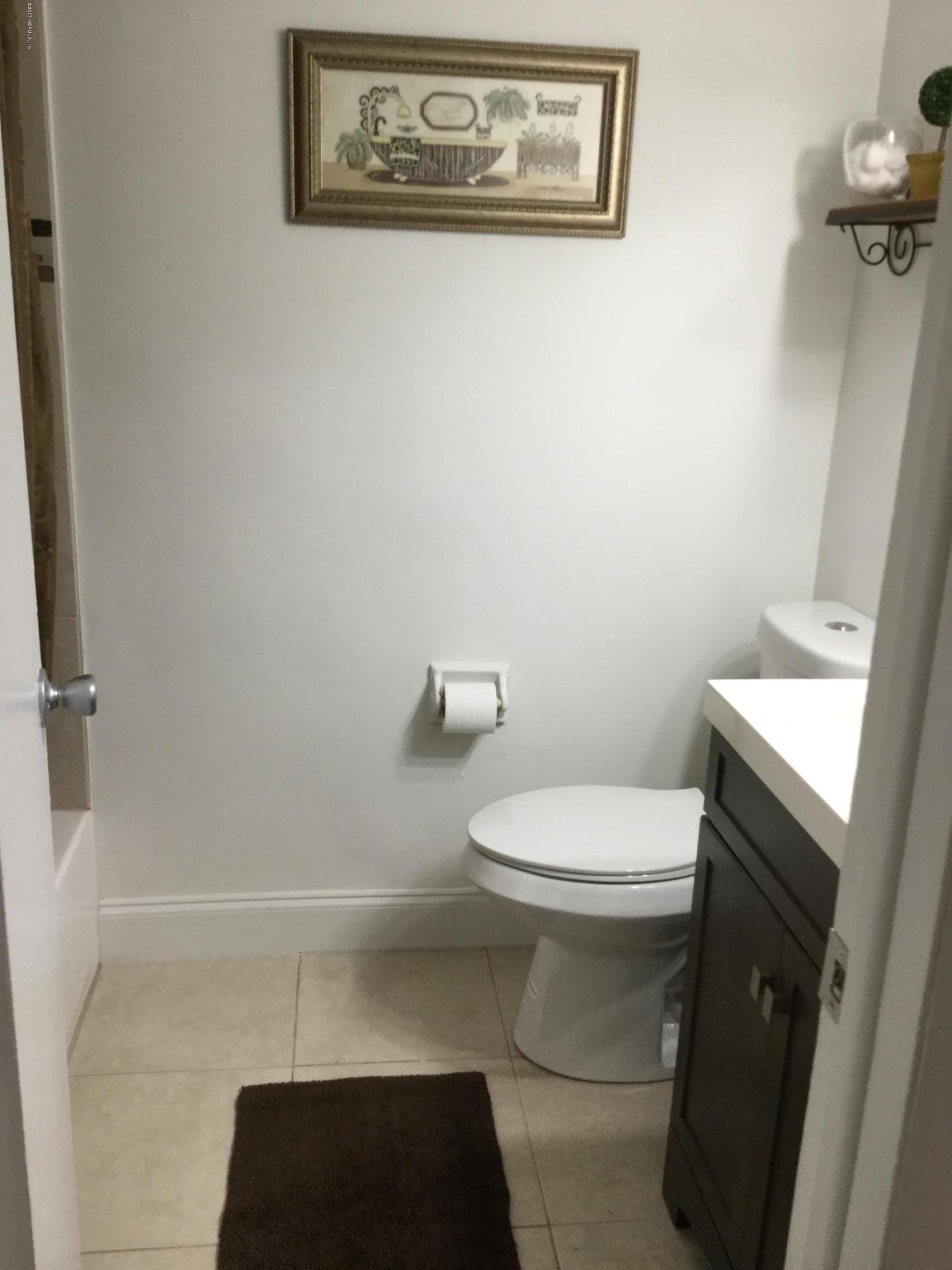 5903 Tampico Road Jacksonville, FL 32244 - Photo 11 of 13 Main Bath