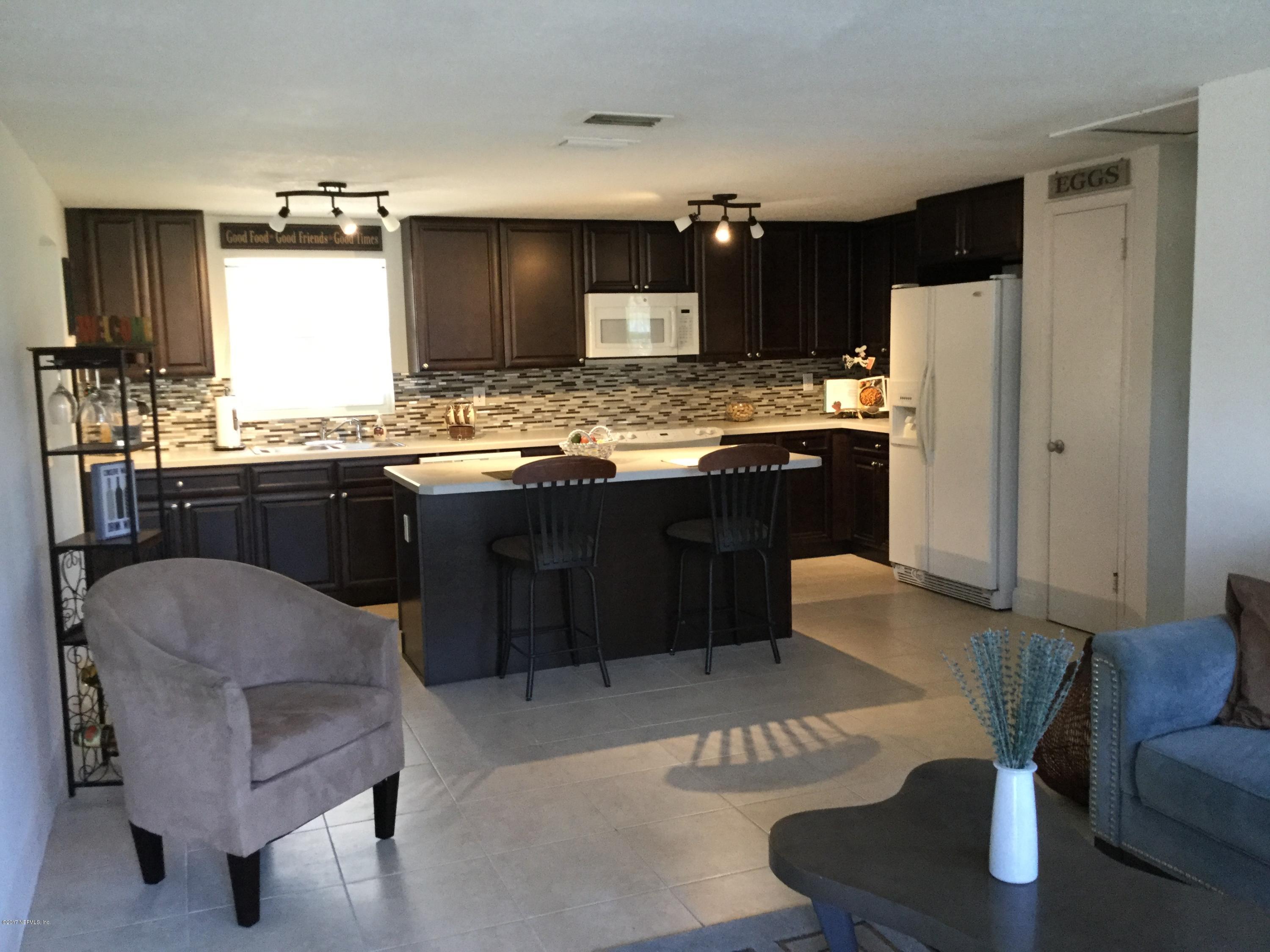 5903 Tampico Road Jacksonville, FL 32244 - Photo 3 of 13 Kitchen