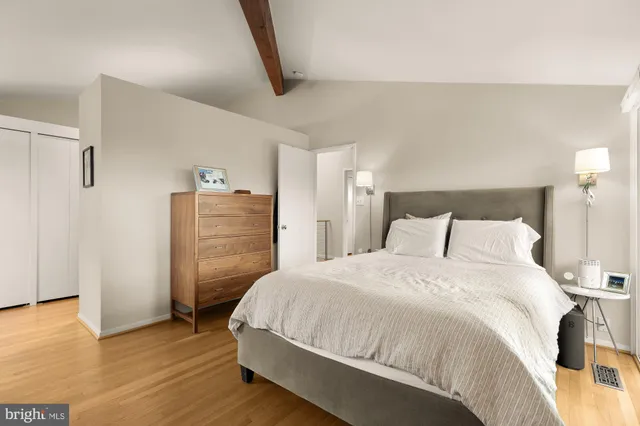 a car parked in front of a house