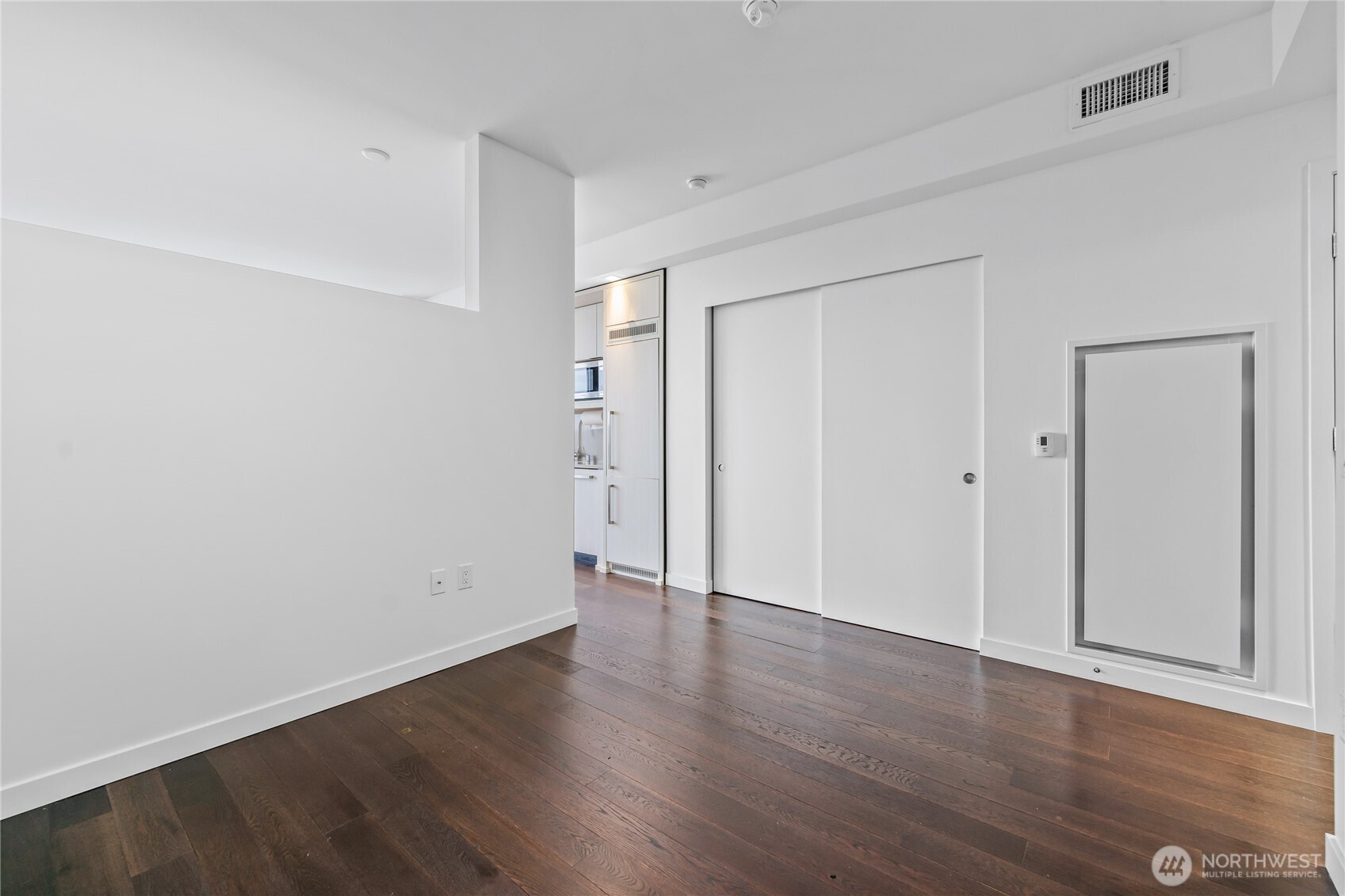 590 1st Avenue South, Unit 902 Seattle, WA 98104 - Photo 13 of 29