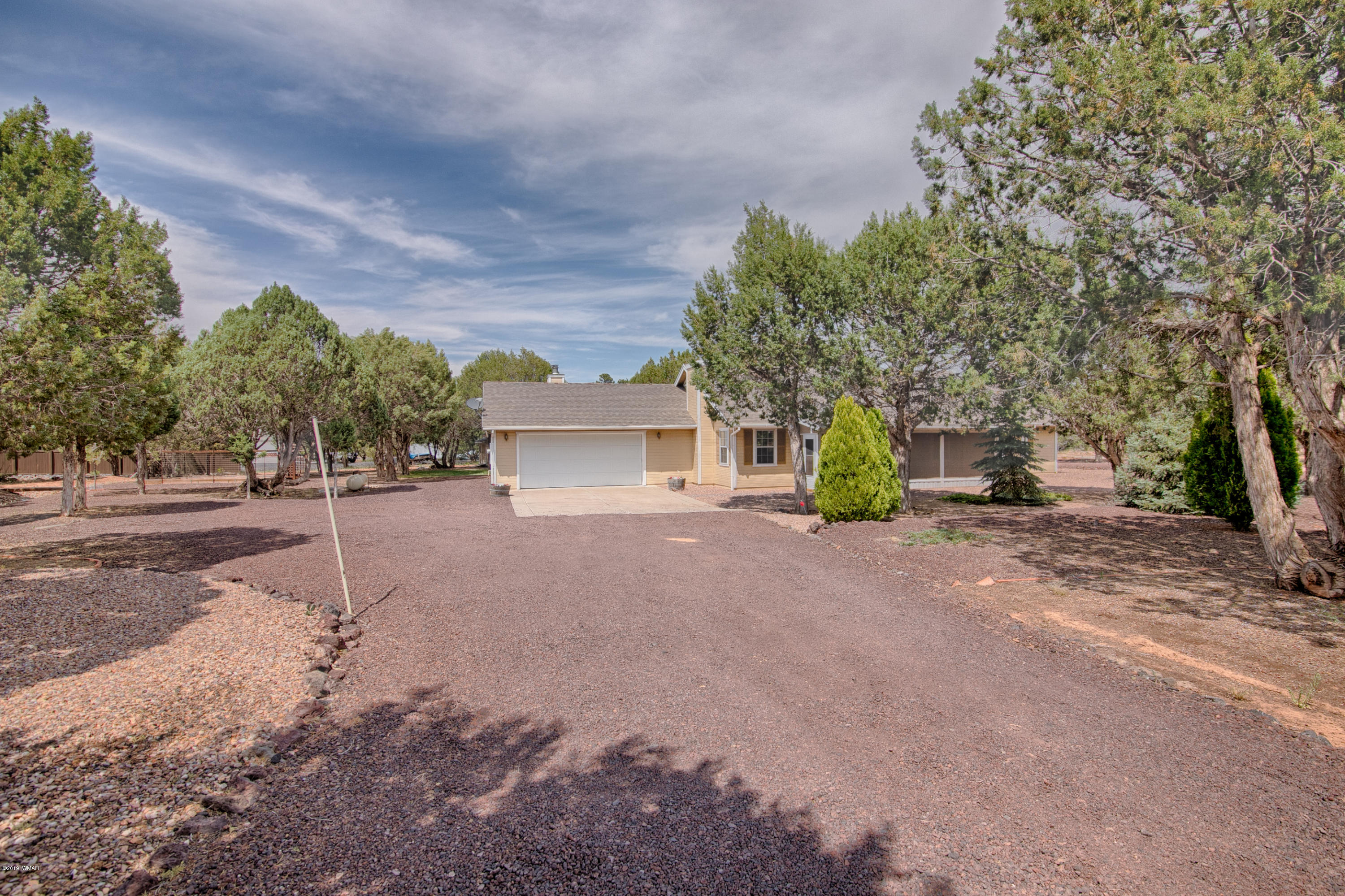 945 Rim Rock Circle, Unit 96 Show Low, AZ 85901 - Photo 1 of 22