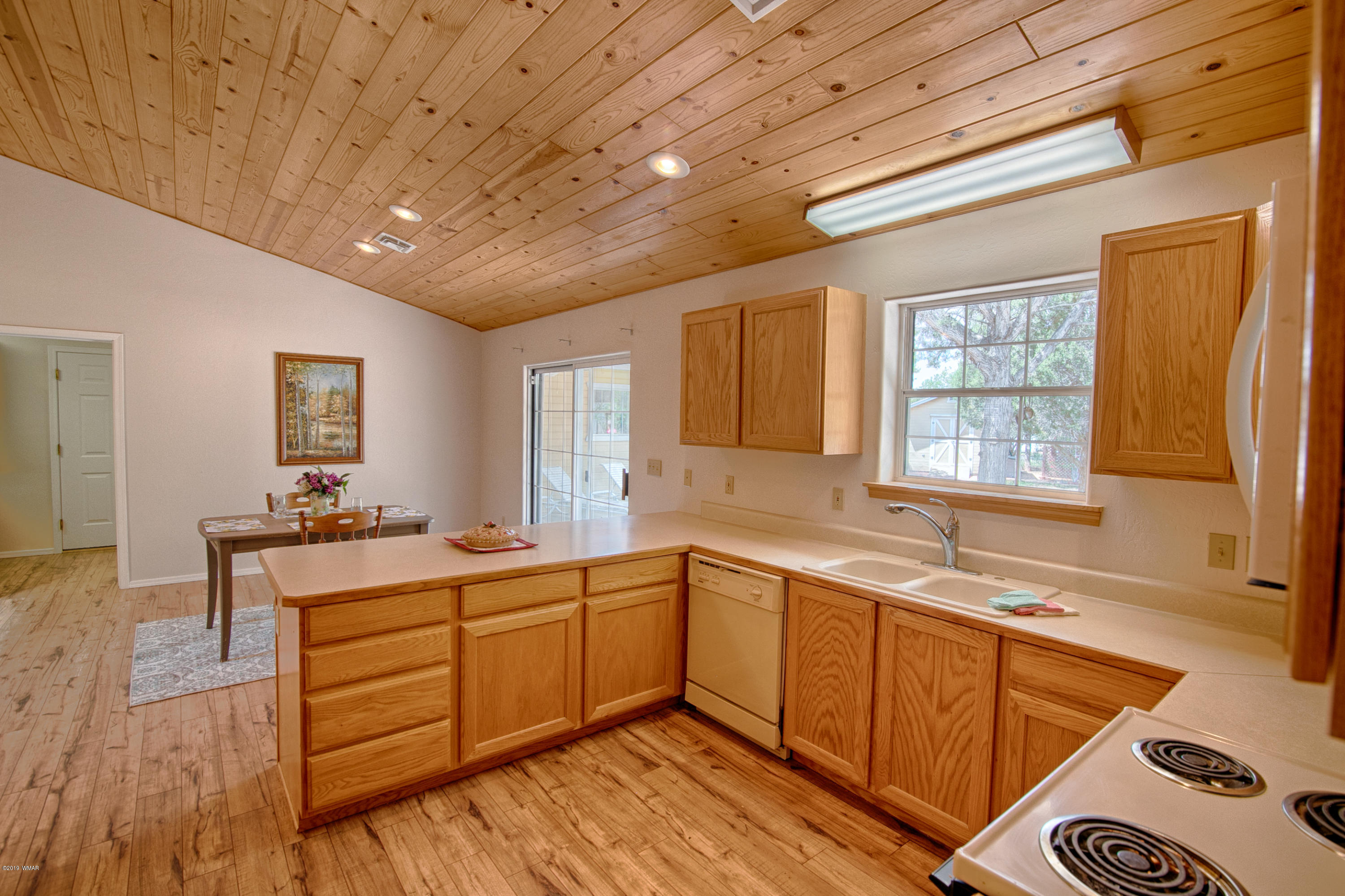 945 Rim Rock Circle, Unit 96 Show Low, AZ 85901 - Photo 6 of 22