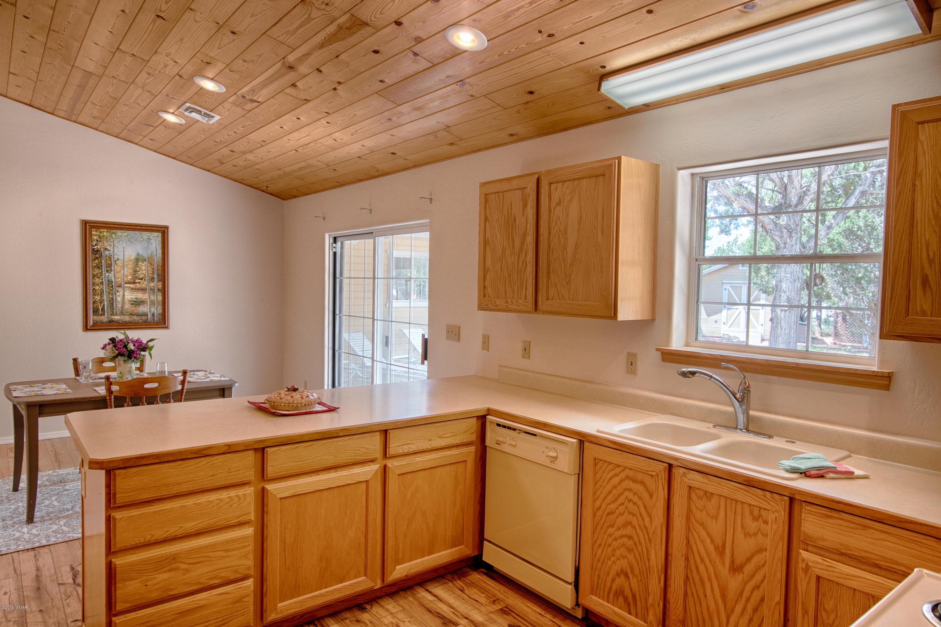 945 Rim Rock Circle, Unit 96 Show Low, AZ 85901 - Photo 8 of 22